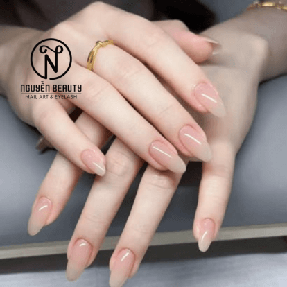Mẫu Nail Màu Nude Tự Nhiên, Sang Trọng
