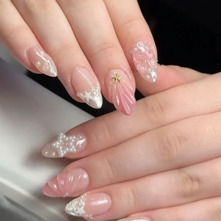 Nail hè đi biển với vỏ sò sang chảnh