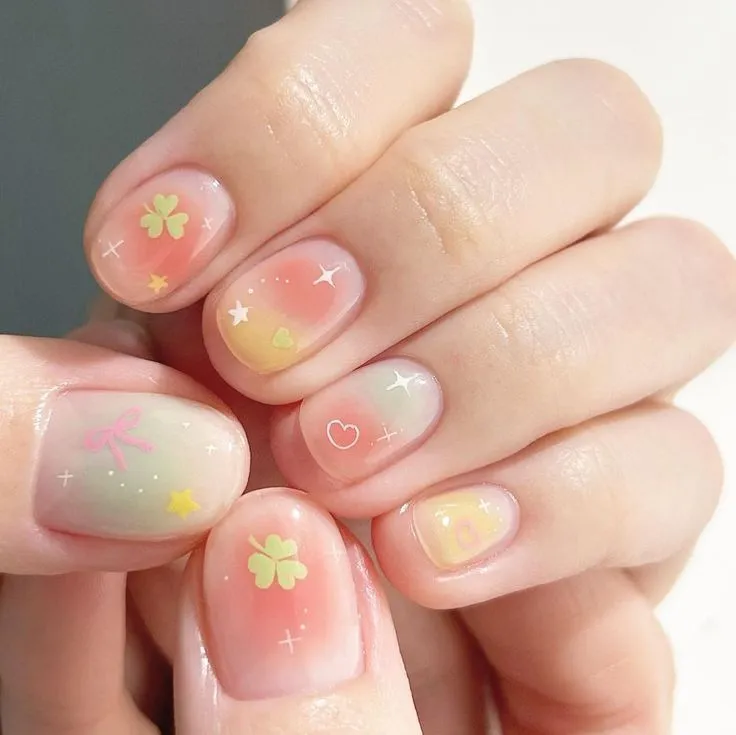 Nail hè màu neon - điểm nhấn cho ngày hè sôi động